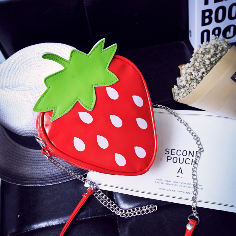 女包2017新款女包鏈條小包草莓個性包零錢包單肩斜挎手機包